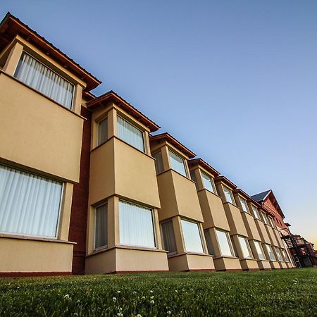 Antu Malal Hotel Пласа-Уинкуль Экстерьер фото